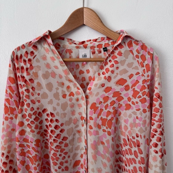 Cabi womans Go To blouse leopard print Size XSmall - Picture 2 of 6